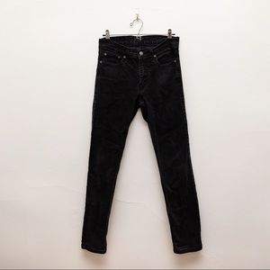 Black Levi’s Jeans